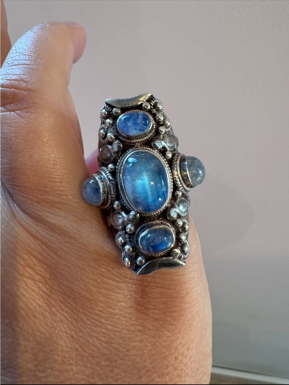 Vintage Sterling Silver 925 Moonstone Saddle Ring (Absolutely Stunning)